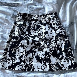 Floral Black & White Skirt Size 4